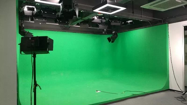 Проект виртуального студийного освещения Гуанчжоу второго обычного университета был завершен